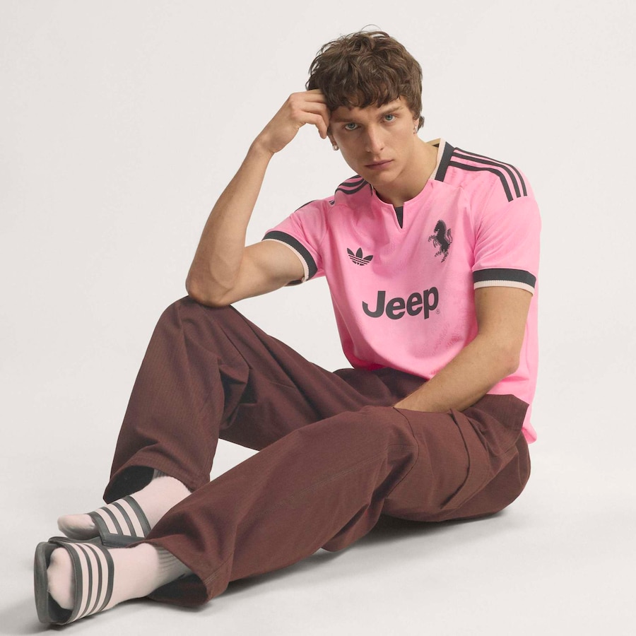 Juventus adidas 2026/27 Away On-Field Authentic Jersey - Pink thumbnail 10