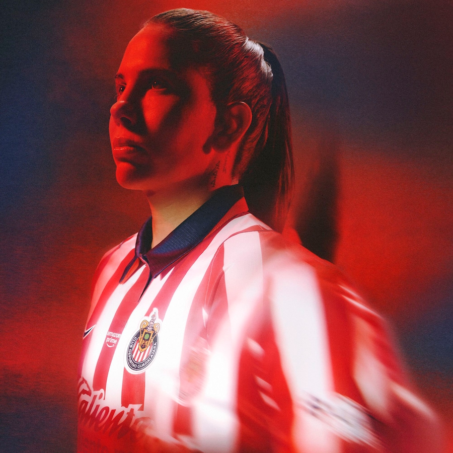Chivas Nike Women's 2026/27 Home Stadium Replica Jersey - White/Red thumbnail 8