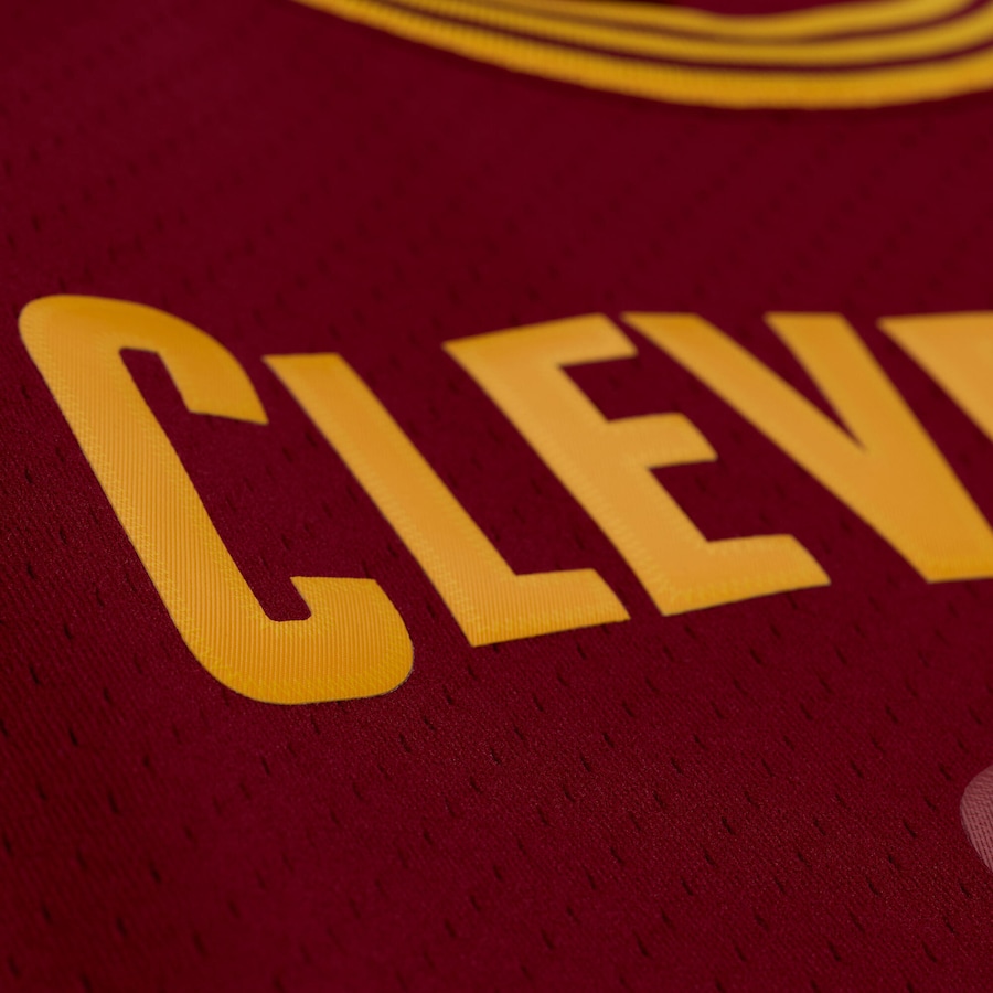 LeBron James Cleveland Cavaliers Mitchell & Ness 2015-16 Swingman Jersey - Wine thumbnail 4