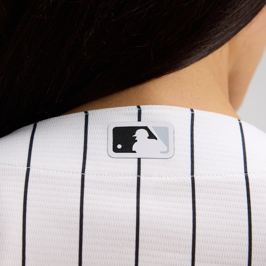 Chicago White Sox Nike Women's Home Replica Team Jersey - White thumbnail 10